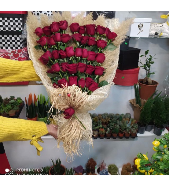 kırmızı gül